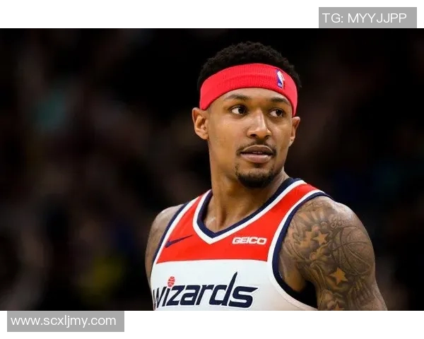 布拉德利·比尔至公牛拉练，新援全力备战新赛季